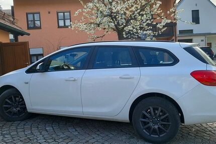 Opel Astra 137.000 km 6.599 &euro; Buch am Erlbach 84172