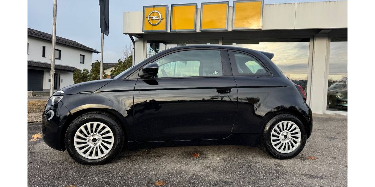 Fiat 500e 11.200 km 17.790 &euro; Velden 84149