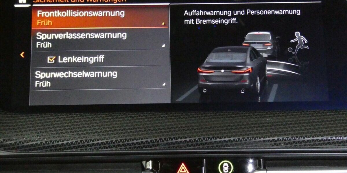 BMW 218 Gran Coupe 218i M Sport Pan.Dach,H&K,Abstandst 23.700 km 28.290 &euro; Landshut 84030