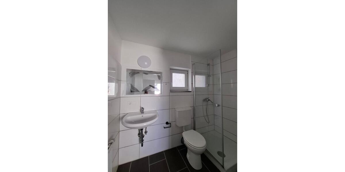 Etagenwohnung Vilsbiburg - 2 Zimmer, 30 m&sup2;, 400&euro; | Angebot:25977079