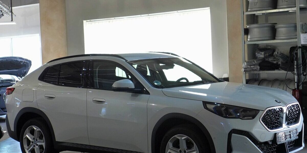 BMW X2 d U10 AHK,360° Kamera,HUD,Abstandstempomat 6.600 km 34.990 &euro; Landshut 84030