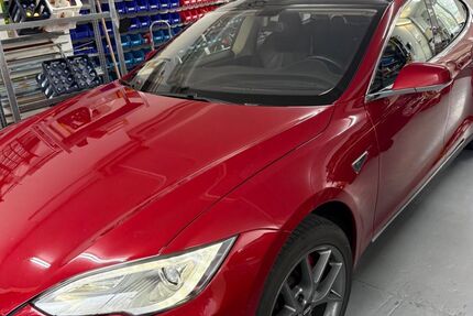 Tesla Model S 104.000 km 27.500 &euro; Buch am Erlbach 84172