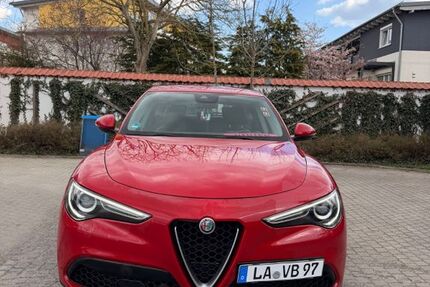 Alfa Romeo Stelvio 80.000 km 22.000 &euro; Essenbach 84051