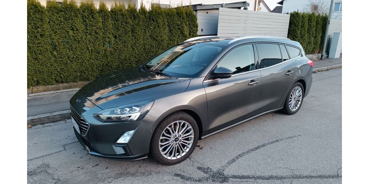 Ford Focus 87.000 km 14.750 &euro; Moosburg 85368