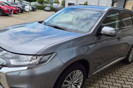 Mitsubishi Outlander 86.200 km 21.990 &euro; Landshut 84030