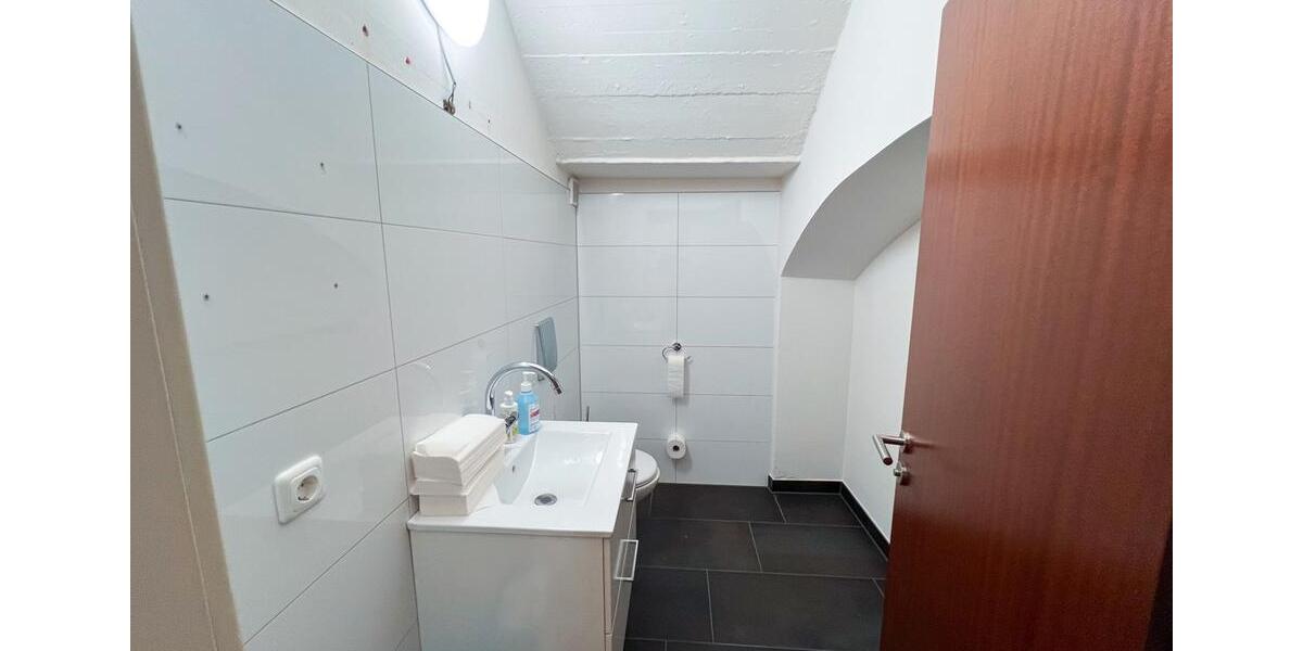 Gewerbeobjekt Landshut - 2.500&euro; | Angebot:24434446