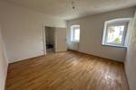 Etagenwohnung Dingolfing - 2 Zimmer, 70 m&sup2;, 750&euro; | Angebot:25960641