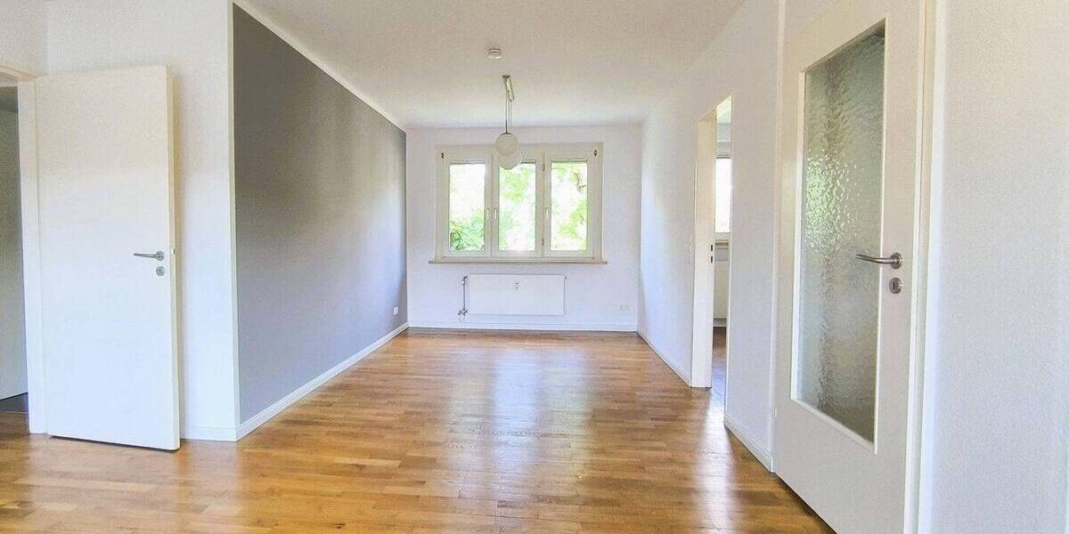Etagenwohnung Landshut Schönbrunn - 3 Zimmer, 84 m&sup2;, 355.000&euro; | Angebot:26741026