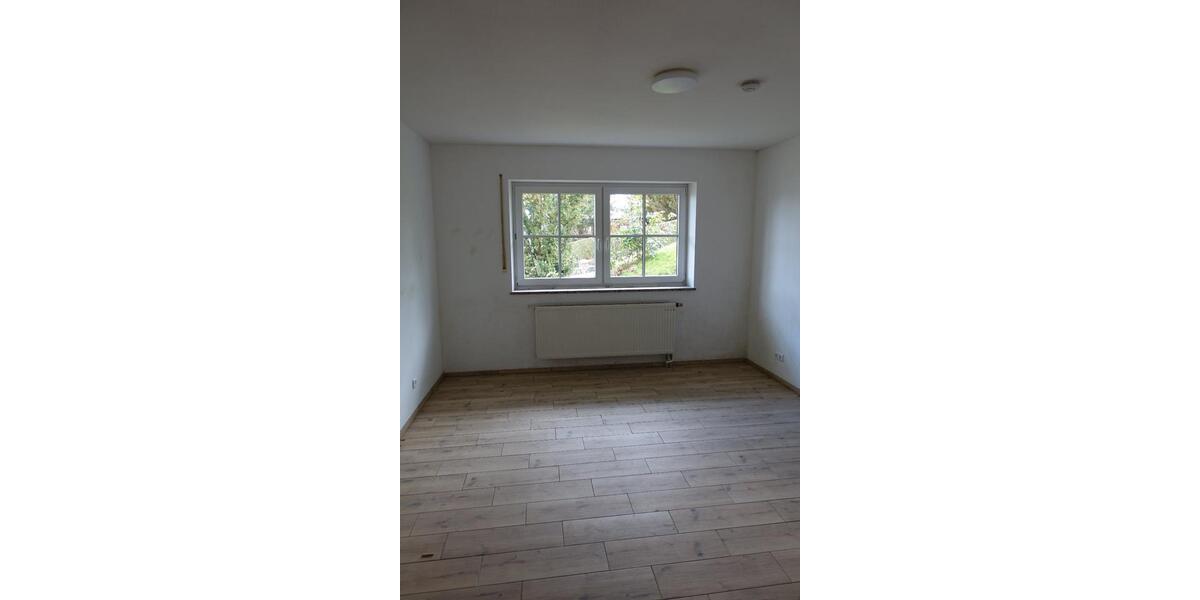 Maisonettenwohnung Taufkirchen (Vils) - 7 Zimmer, 146 m&sup2;, 1.401&euro; | Angebot:27543863