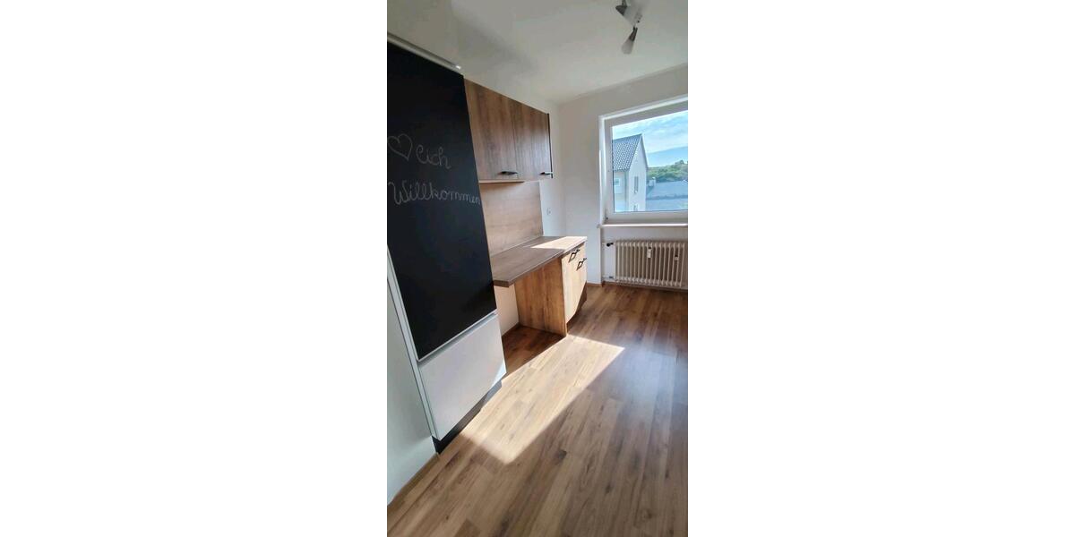 Etagenwohnung Kumhausen - 3 Zimmer, 76 m&sup2;, 1.020&euro; | Angebot:26502779