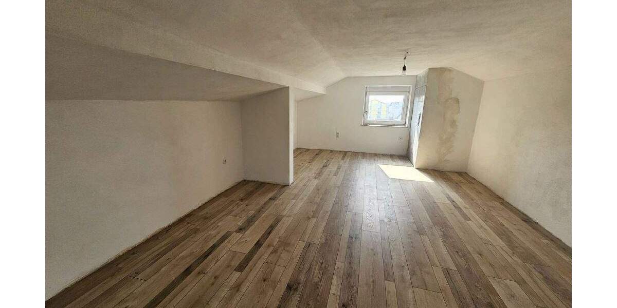 Einfamilienhaus Aham-Loizenkirchen Loizenkirchen - 9 Zimmer, 213 m&sup2;, 435.000&euro; | Angebot:25770490