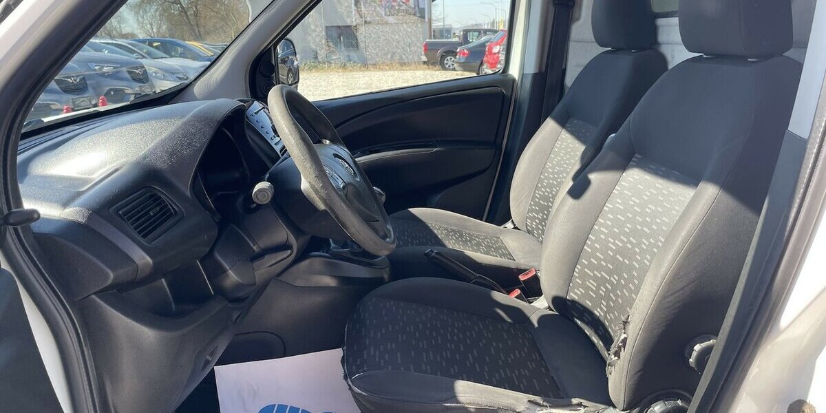 Opel Combo Kasten 1.3 CDTI 1. Hand L1 H1 2,2T 193.000 km 4.500 &euro; Altdorf 84032