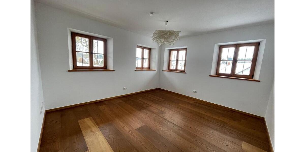 Etagenwohnung Niederaichbach - 3 Zimmer, 80 m&sup2;, 1.050&euro; | Angebot:25870516
