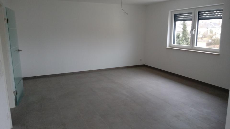 Etagenwohnung Ergoldsbach Langenhettenbach - 3 Zimmer, 81 m&sup2;, 720&euro; | Angebot:27601878