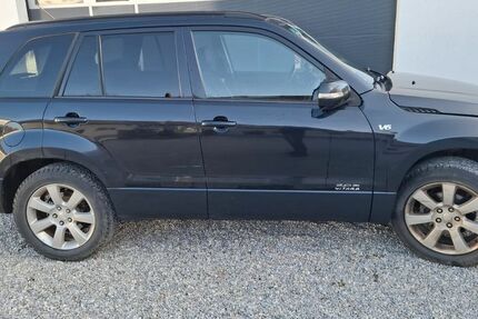 Suzuki Grand Vitara 200.500 km 5.800 &euro; Vilsbiburg 84137