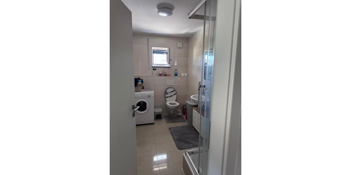 Etagenwohnung Dorfen - 3 Zimmer, 63 m&sup2;, 1.070&euro; | Angebot:25394492