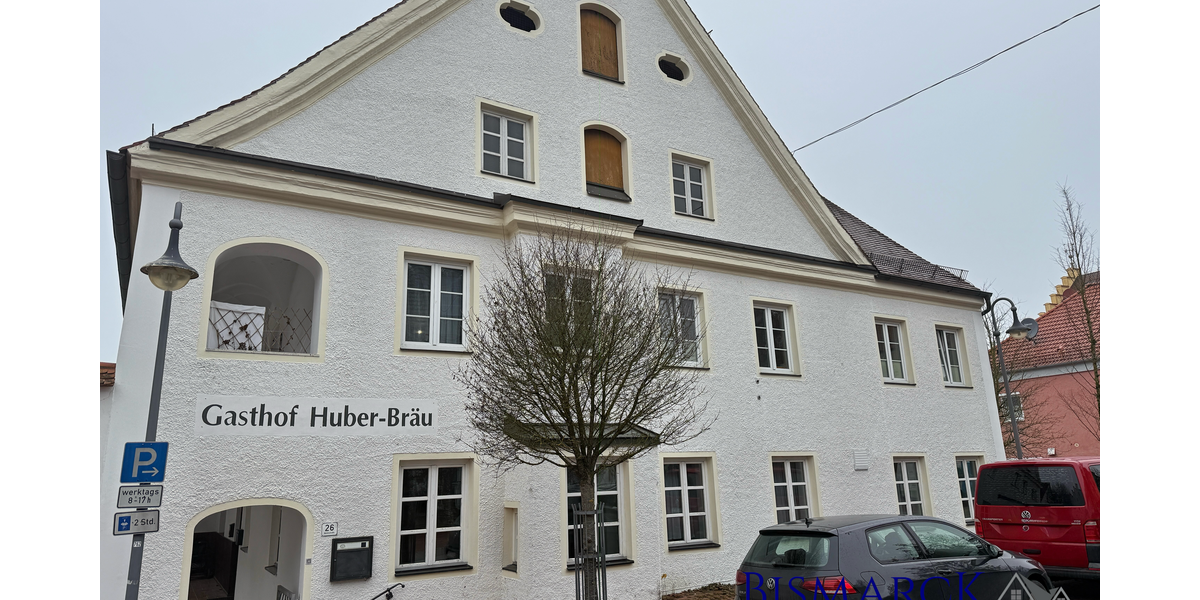Einfamilienhaus Rottenburg - 7 Zimmer, 360 m&sup2;, 380.000&euro; | Angebot:24438028