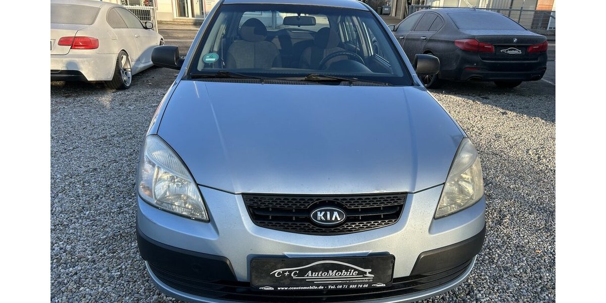 Kia Rio 1.4i EX Basis Klima Euro4 136.900 km 2.500 &euro; Altdorf 84032