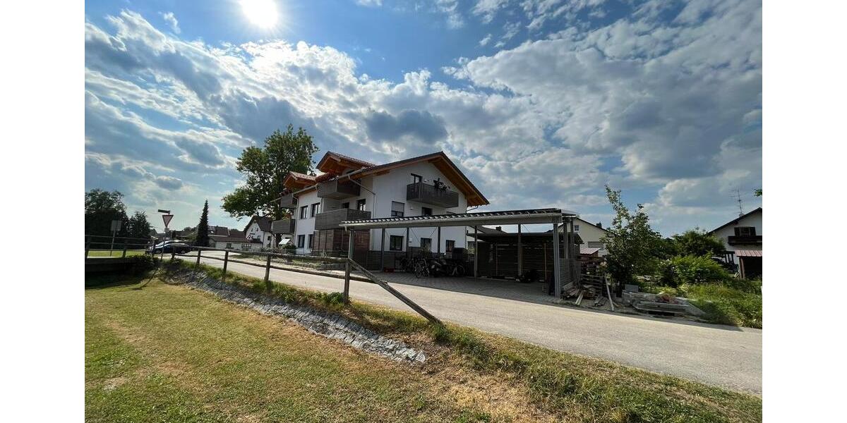 Etagenwohnung Aham - 3 Zimmer, 78 m&sup2;, 950&euro; | Angebot:24842933