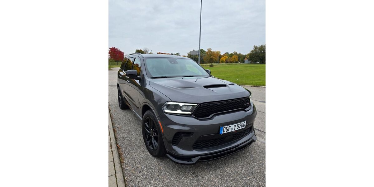 Dodge Durango 8.000 km 47.999 &euro; Dingolfing 84130