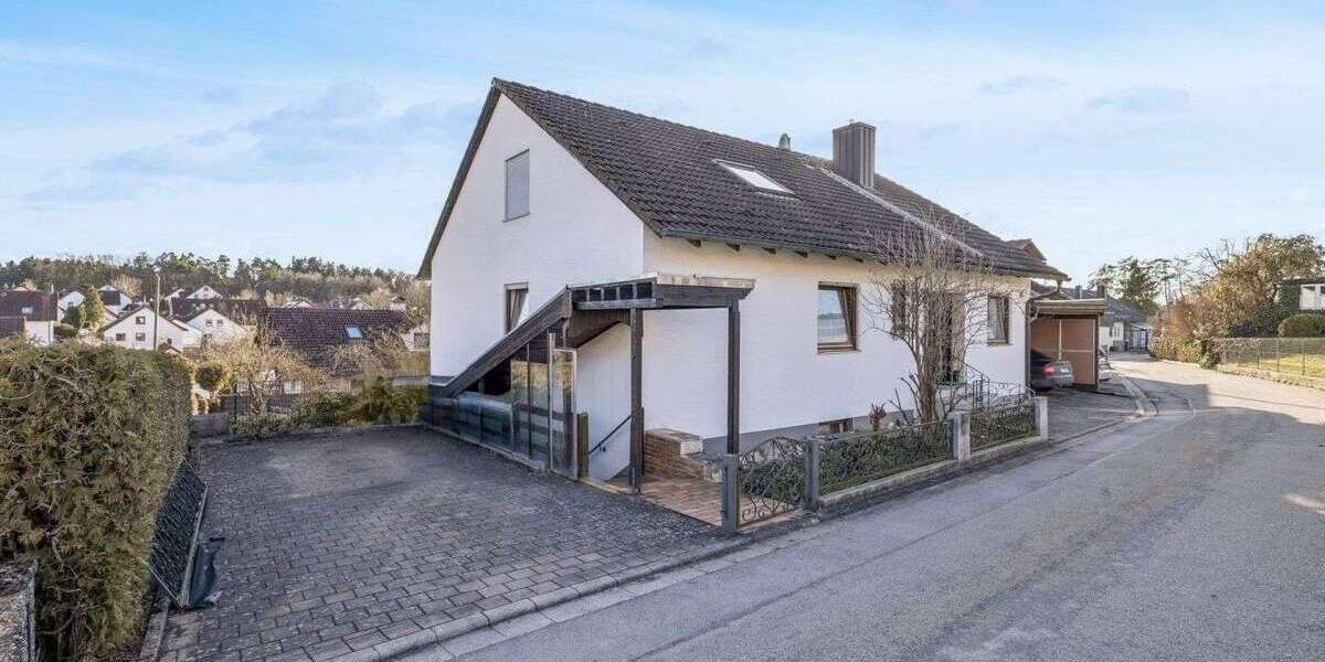Einfamilienhaus Nandlstadt - 7 Zimmer, 237 m&sup2;, 650.000&euro; | Angebot:25923622