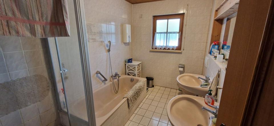 Mehrfamilienhaus, Wohnhaus Haag an der Amper Inkofen - 9 Zimmer, 155 m&sup2;, 699.000&euro; | Angebot:26532347