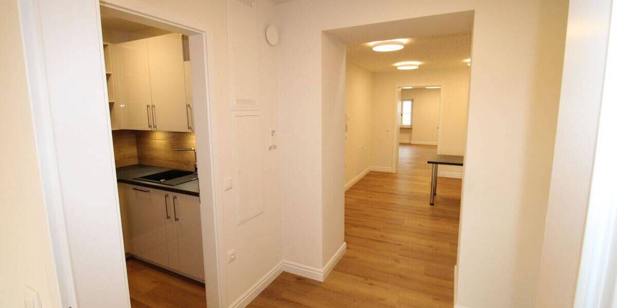 Etagenwohnung Velden Velden-Viehweide - 3 Zimmer, 95 m&sup2;, 1.090&euro; | Angebot:25680152