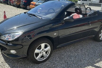 Peugeot 206 CC Platinum Leder Klima SHZ 185.000 km 1.450 &euro; Altdorf 84032