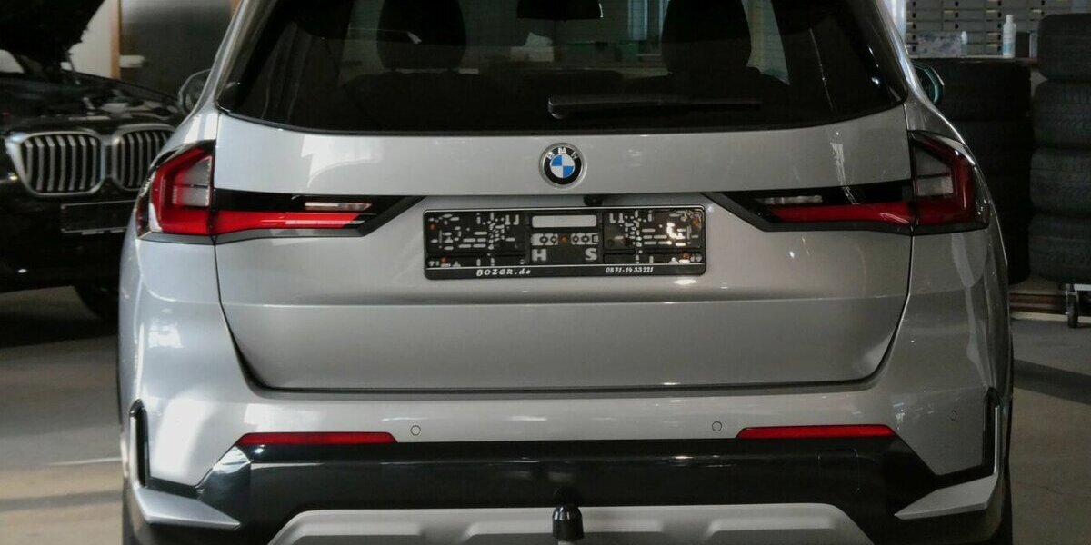 BMW X1 20d xDrive x-Line AHK,Leder,Driv.Ass.Plus 19.600 km 38.990 &euro; Landshut 84030