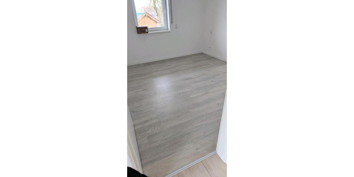 Etagenwohnung Rottenburg an der Laaber - 4 Zimmer, 99 m&sup2;, 1.120&euro; | Angebot:25830939