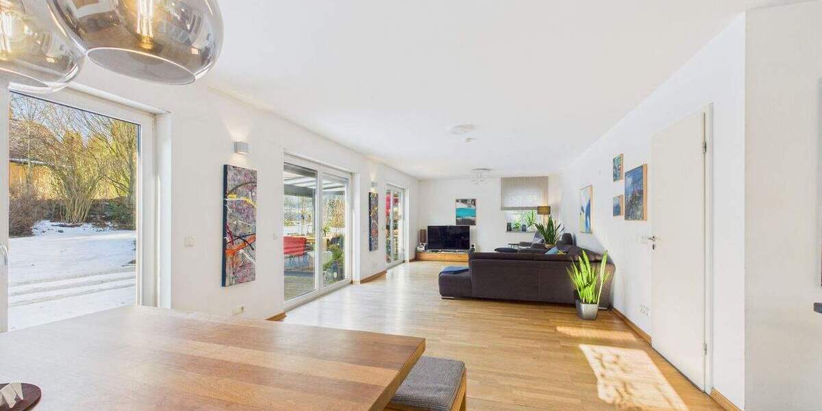 Einfamilienhaus Essenbach - 6 Zimmer, 185 m&sup2;, 875.000&euro; | Angebot:25650263