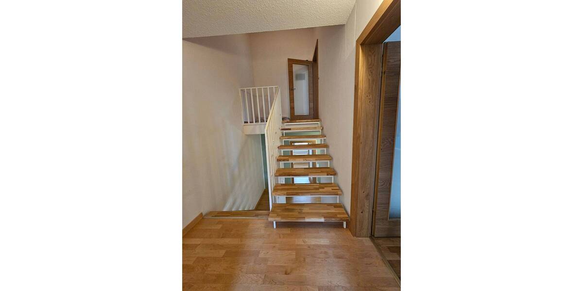 Reihenmittelhaus Dorfen - 6 Zimmer, 140 m&sup2;, 597.000&euro; | Angebot:25929667