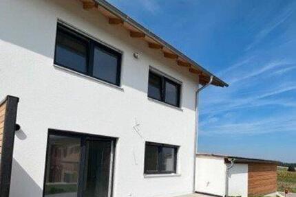 Haus Eching - 4 Zimmer, 136 m&sup2;, 1.800&euro; | Angebot:26687847