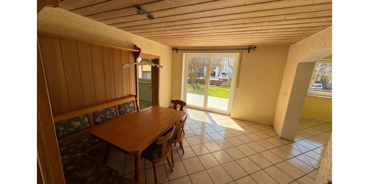 Einfamilienhaus Langenpreising - 9 Zimmer, 239 m&sup2;, 750.000&euro; | Angebot:26888142