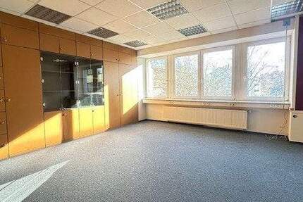 Gewerbeobjekt Landshut Industriegebiet - 1 Zimmer, 158 m&sup2;, 1.600&euro; | Angebot:25687236