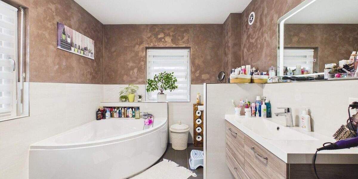 Einfamilienhaus Rottenburg an der Laaber Rottenburg - 4 Zimmer, 148 m&sup2;, 698.000&euro; | Angebot:25695148