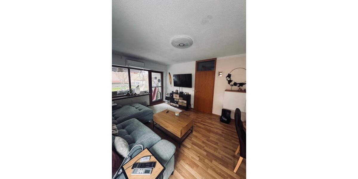 Hochparterre Landshut - 2.5 Zimmer, 61 m&sup2;, 1.150&euro; | Angebot:25989118