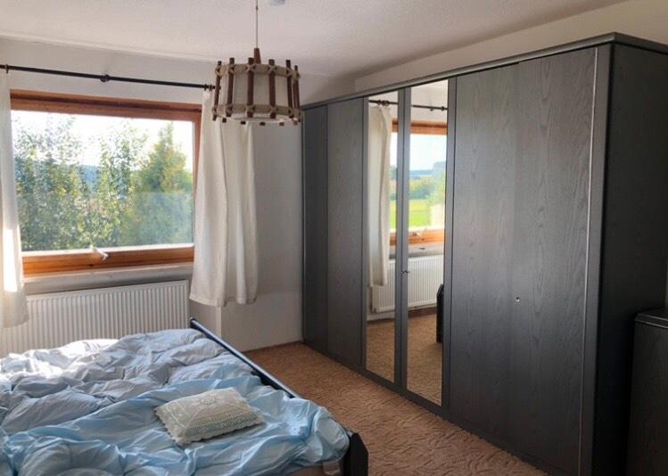 Etagenwohnung Buch am Erlbach - 3 Zimmer, 110 m&sup2;, 1.000&euro; | Angebot:23717411