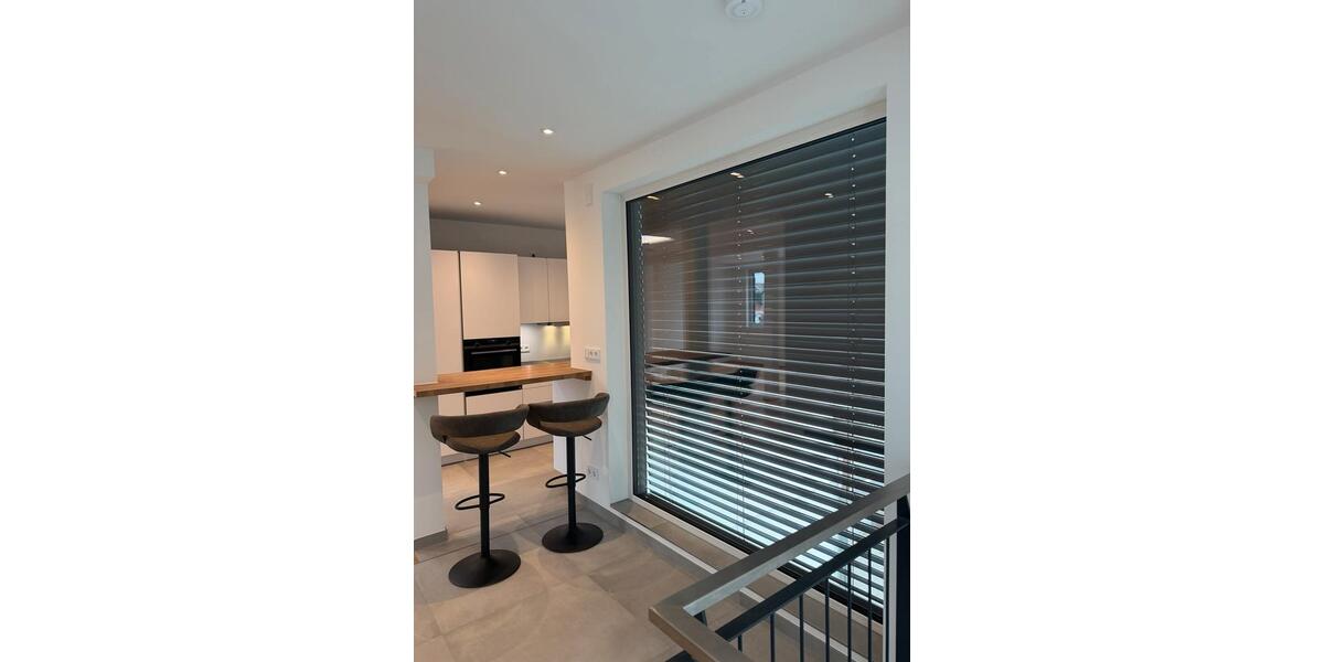 Einfamilienhaus Eching - 3 Zimmer, 120 m&sup2;, 1.950&euro; | Angebot:25392061