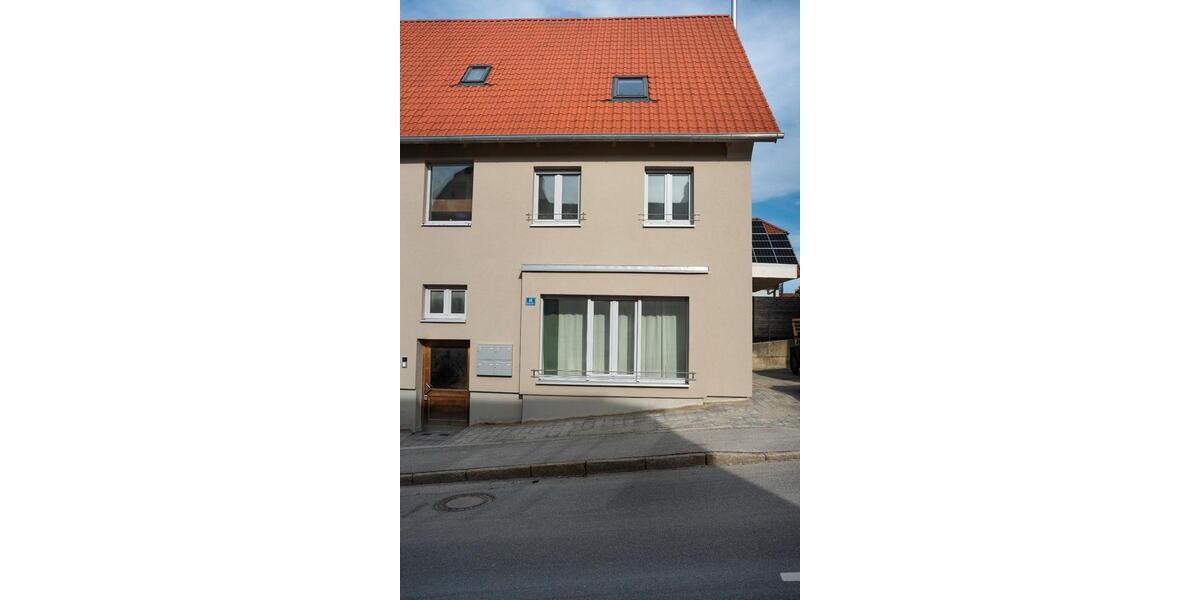 Erdgeschoßwohnung Vilsbiburg - 1 Zimmer, 20 m&sup2;, 75&euro; | Angebot:25129190