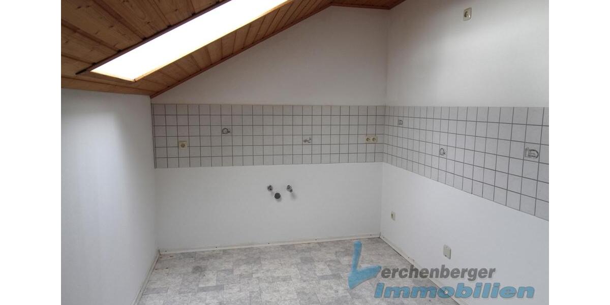 Einfamilienhaus Moosthenning - 7 Zimmer, 250 m&sup2;, 1.850&euro; | Angebot:25340470