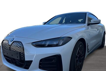BMW i4 5.900 km 54.990 &euro; Vilsbiburg 84137
