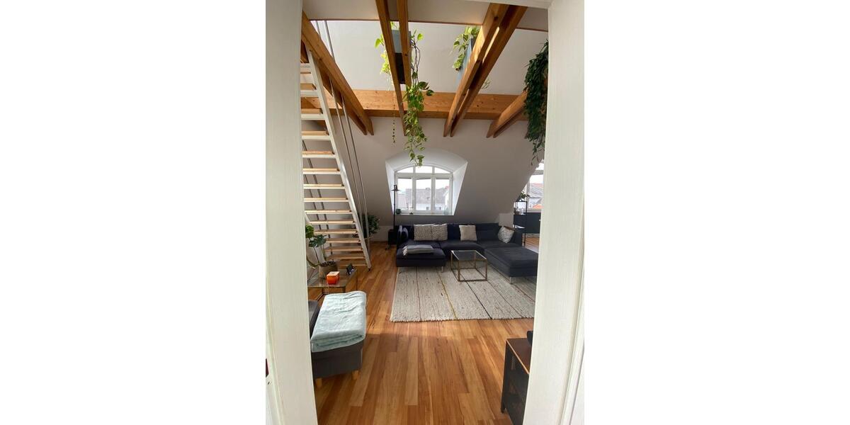 Dachgeschoßwohnung Altdorf - 3 Zimmer, 99 m&sup2;, 1.335&euro; | Angebot:25945362