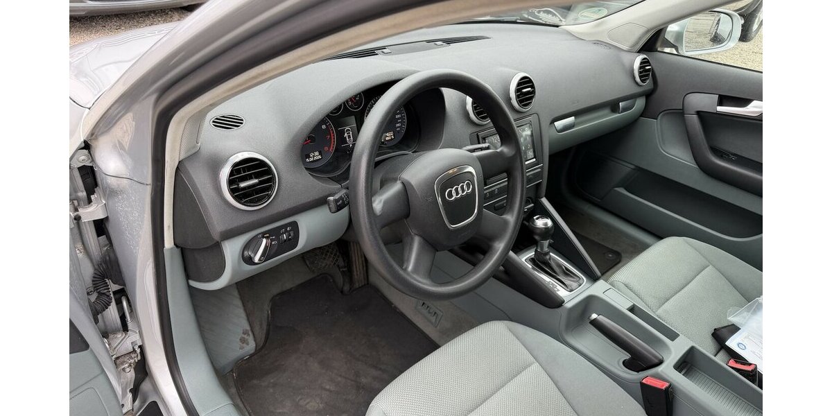 Audi A3 1.2i TFSI Attraction Automatik 186.000 km 5.990 &euro; Altdorf 84032