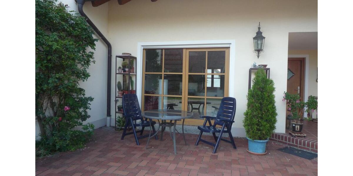 Etagenwohnung Adlkofen - 4 Zimmer, 65 m&sup2;, 330&euro; | Angebot:25641071