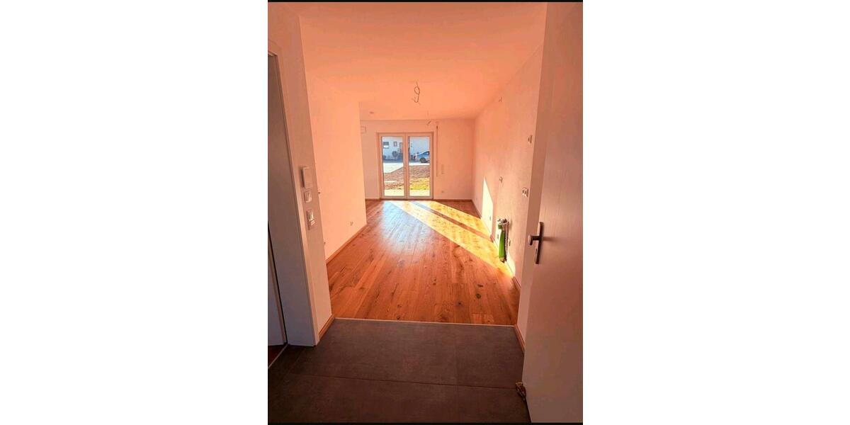 Etagenwohnung Dingolfing - 2 Zimmer, 50 m&sup2;, 600&euro; | Angebot:25292410