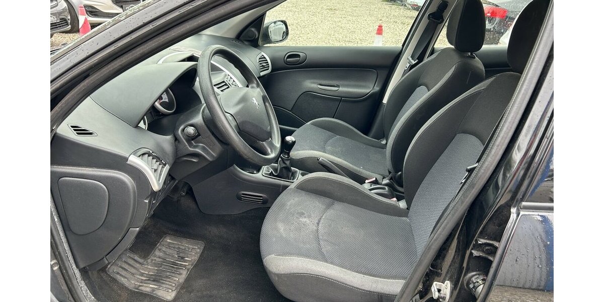 Peugeot 206+ 1.2i Klima Euro4 1.Hand 165.800 km 2.500 &euro; Altdorf 84032