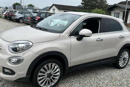 Fiat 500X Lounge Aut.Xenon Navi PDC Leder 58.100 km 12.500 &euro; Altdorf 84032