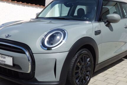Mini ONE 97.000 km 11.990 &euro; Essenbach 84051