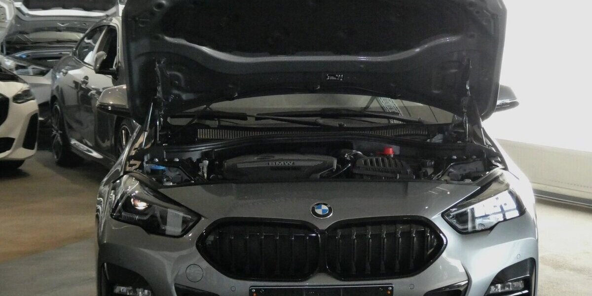 BMW 218 Gran Coupe 218i M Sport Pan.Dach,H&K,Abstandst 23.700 km 28.290 &euro; Landshut 84030